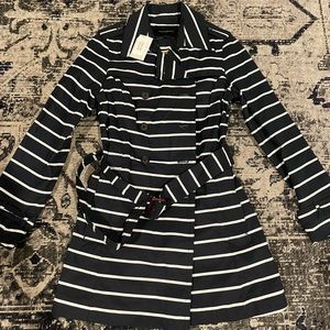 Brand New Banana Republic navy blue and white trench/rain coat